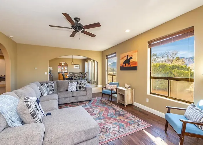 Family Retreat Holiday home *
